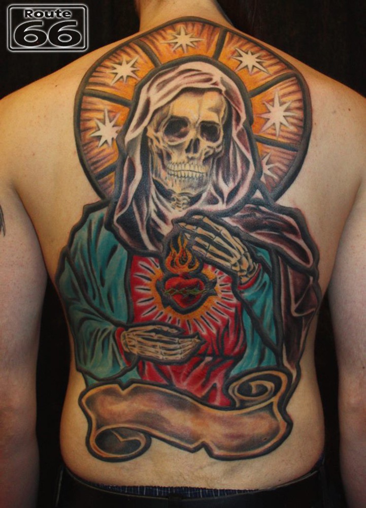 Sacred Heart Skull Rückentattoo von Rupert